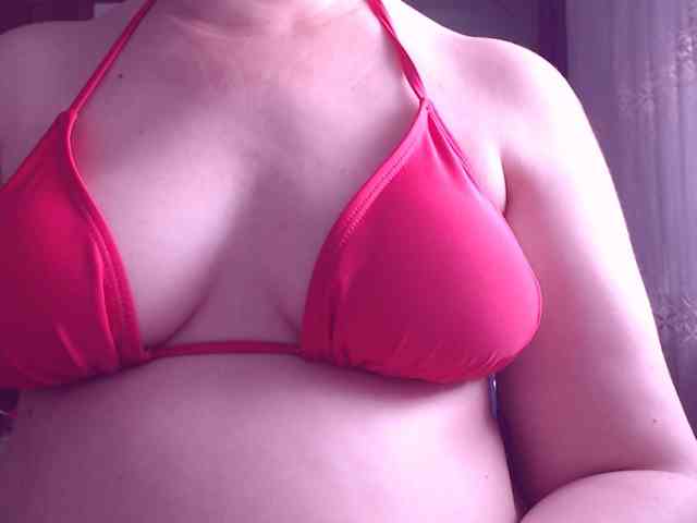 SweetBrunete webcam