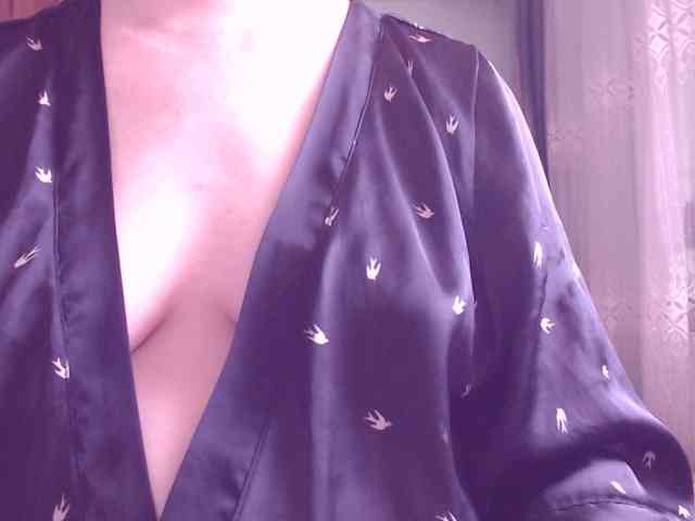 SweetBrunete webcam