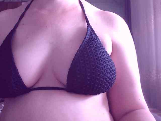 SweetBrunete webcam