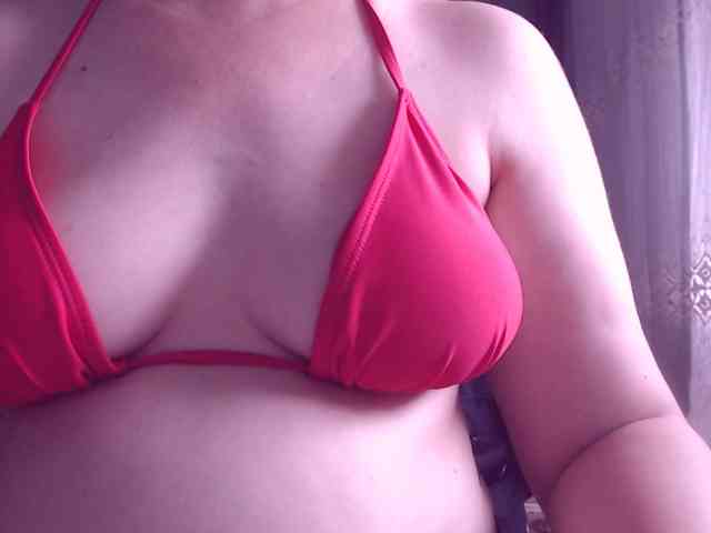 SweetBrunete webcam