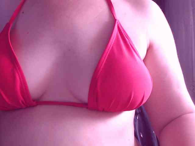 SweetBrunete webcam