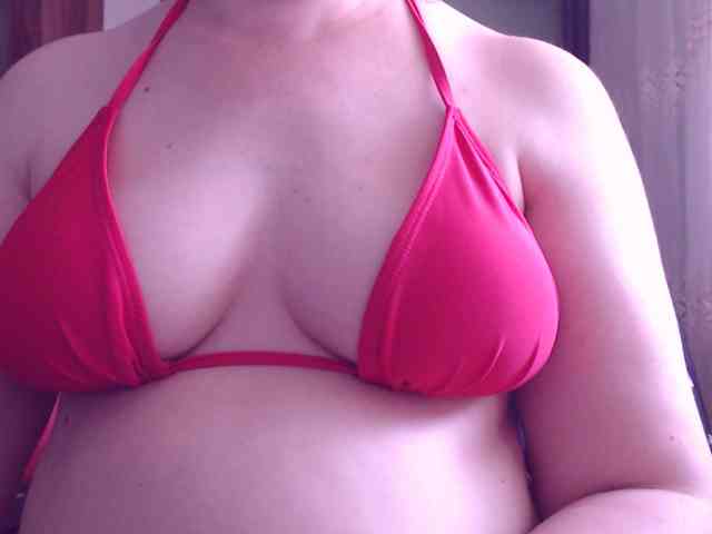 SweetBrunete webcam