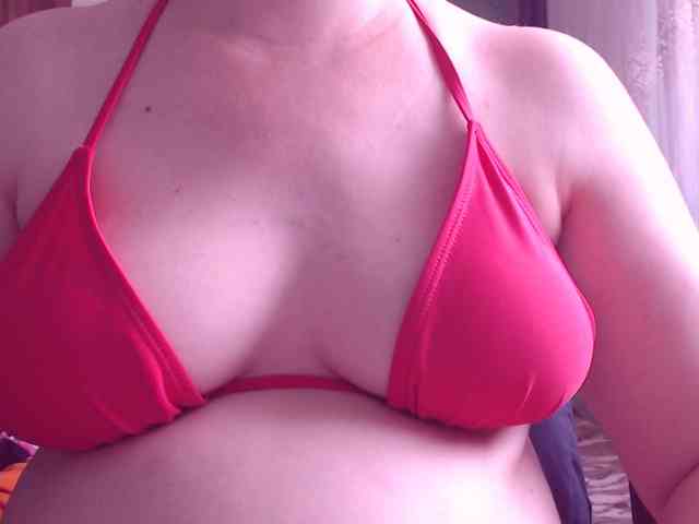 SweetBrunete webcam
