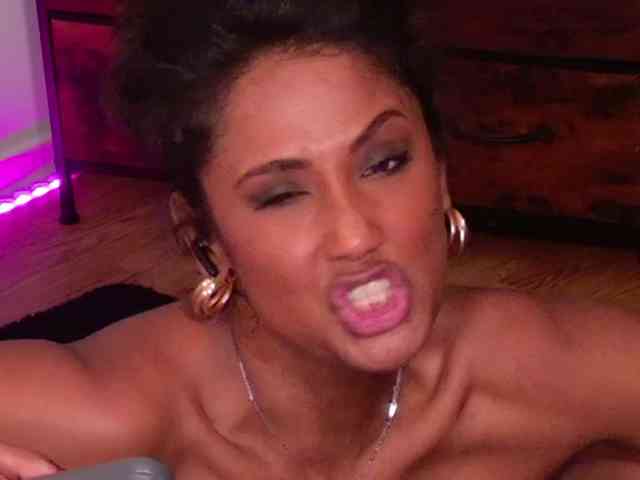 transex-shana