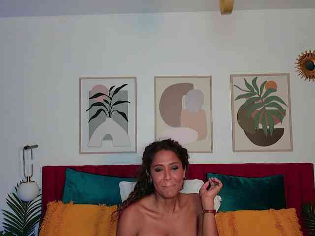 transex-shana