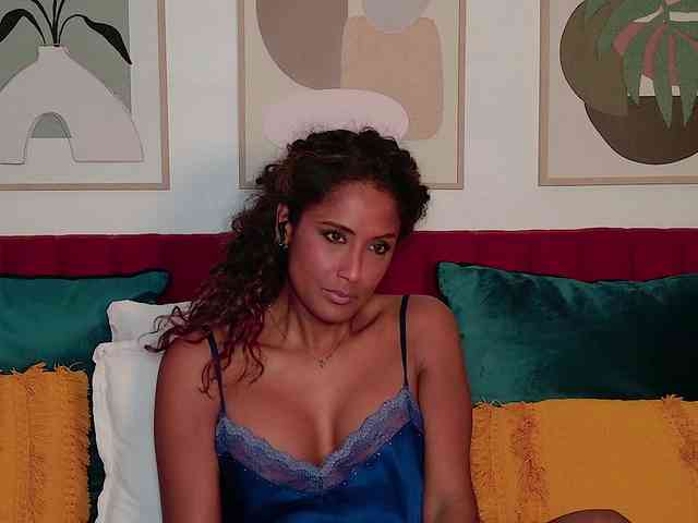 transex-shana Sex Cam Show