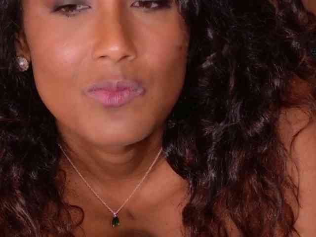 transex-shana