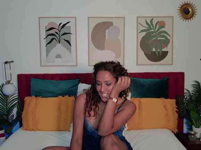 transex-shana Sex Cam Show