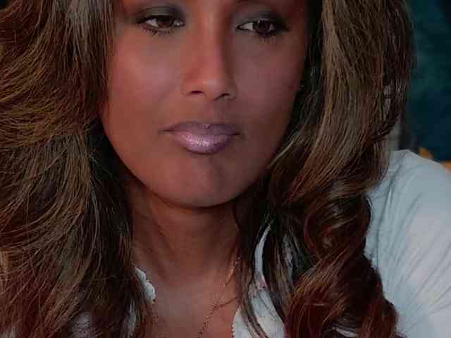 transex-shana Sex Cam Show