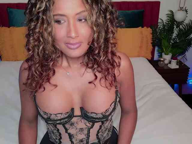 transex-shana Sex Cam Show