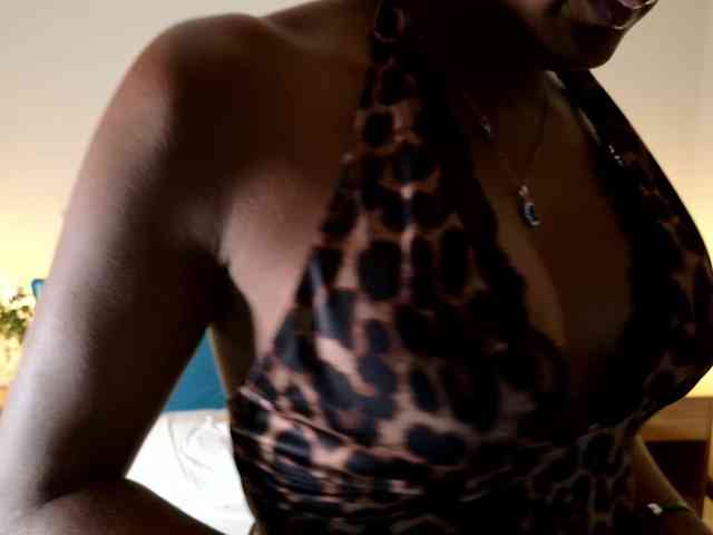 transex-shana
