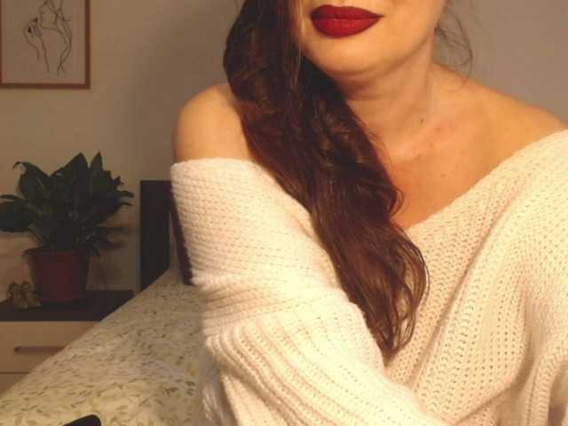 ellaine live cam on BongaCams