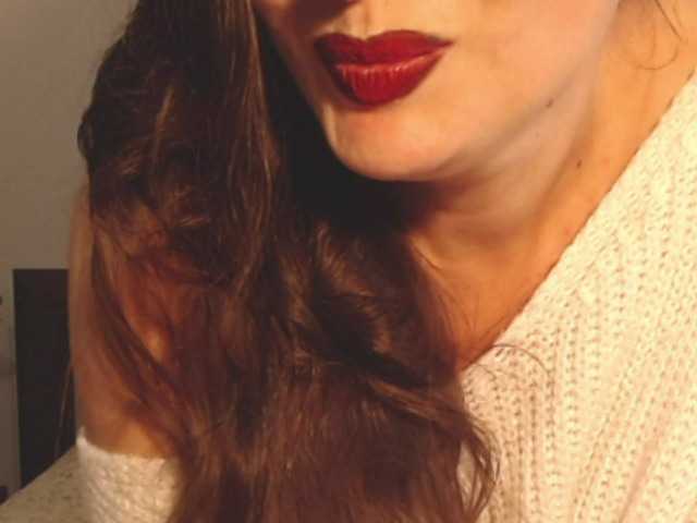 ellaine live cam on BongaCams