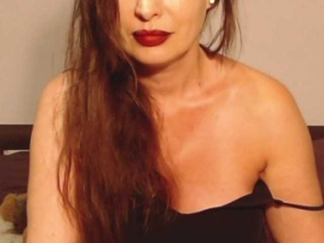 ellaine live cam on BongaCams