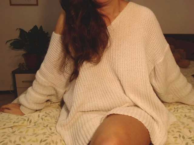 ellaine live cam on BongaCams