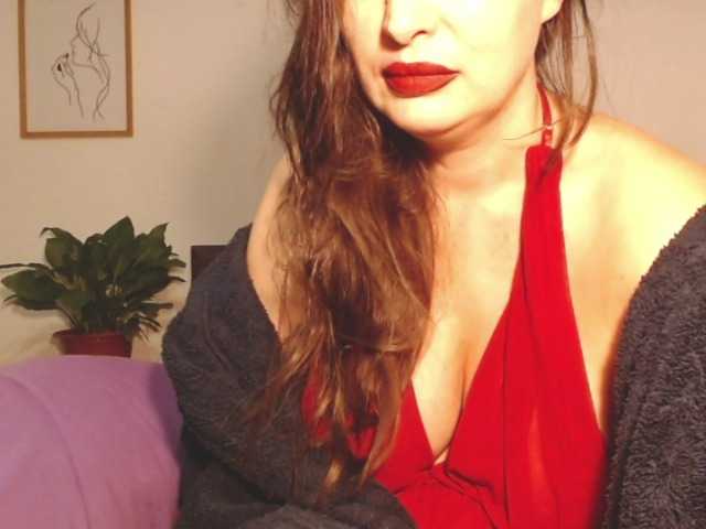ellaine live cam on BongaCams
