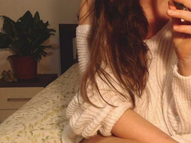 ellaine live cam on BongaCams