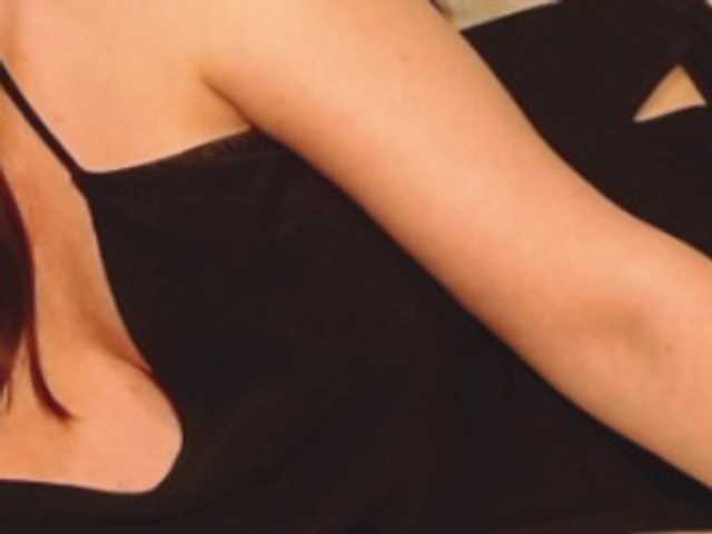 ellaine live cam on BongaCams