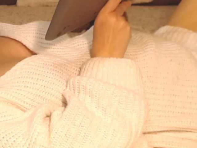 ellaine live cam on BongaCams