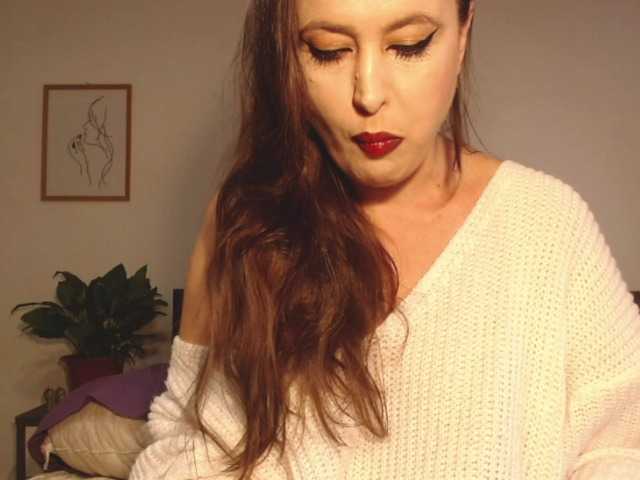 ellaine live cam on BongaCams