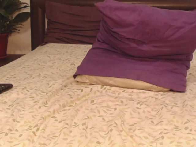 ellaine live cam on BongaCams