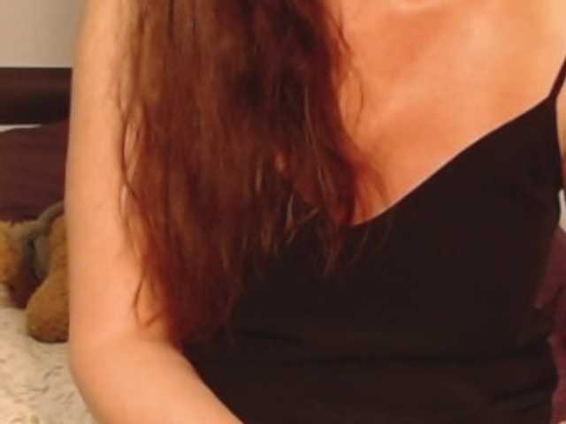 ellaine live cam on BongaCams
