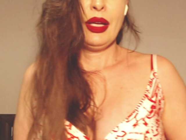 ellaine live cam on BongaCams