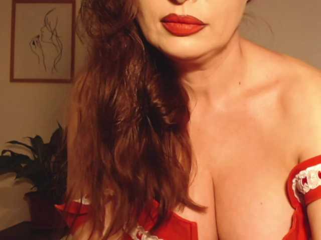 ellaine live cam on BongaCams