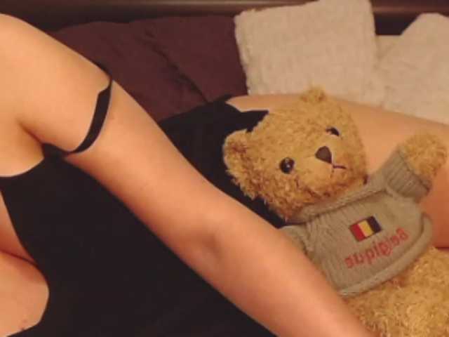 ellaine live webcam show