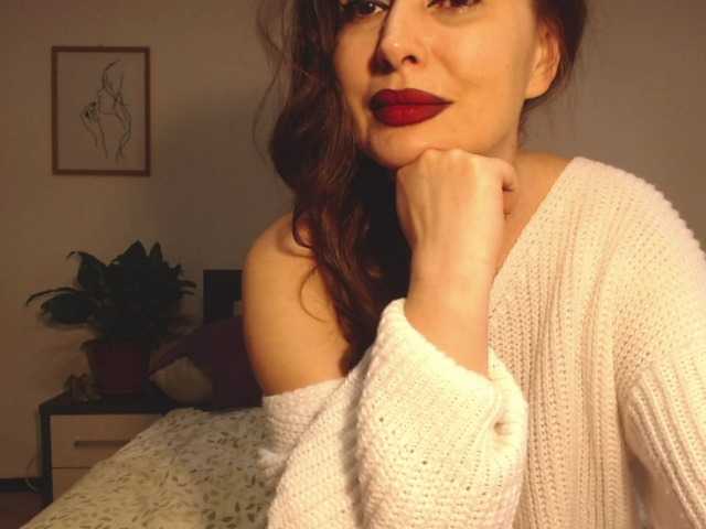 ellaine live cam on BongaCams