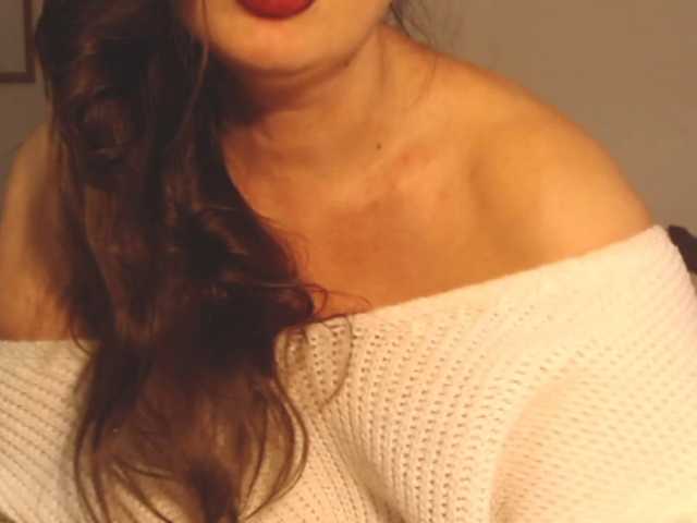 ellaine live cam on BongaCams