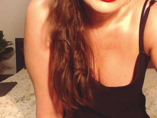 ellaine live webcam show