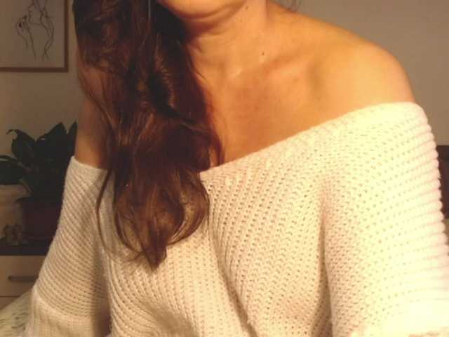 ellaine live cam on BongaCams