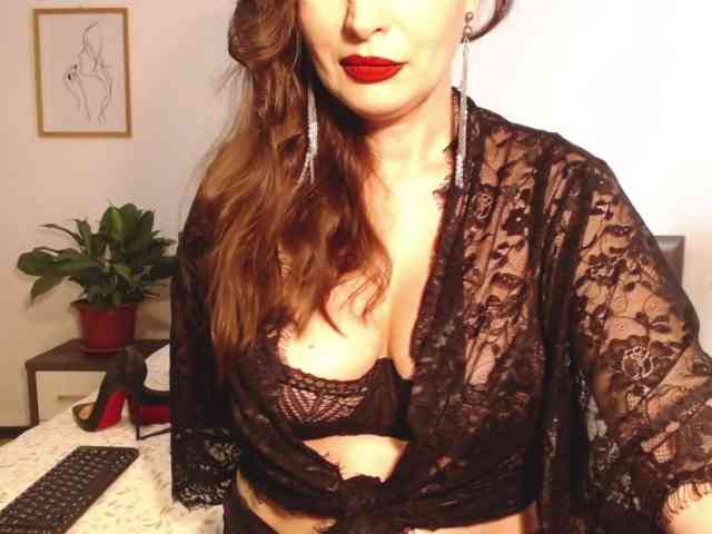 Lutetia webcam