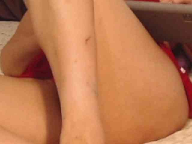 ellaine Live Webcam on BongaCams