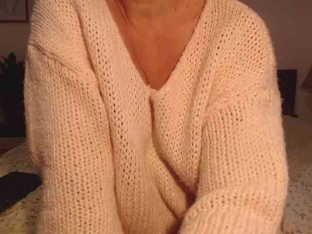 Lutetia webcam