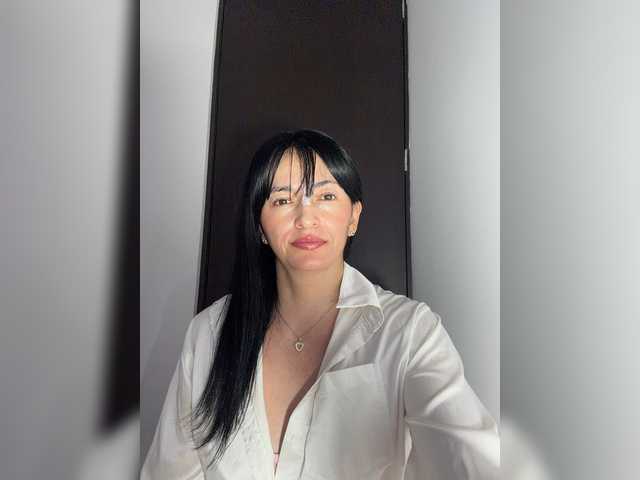 valerysweet11 live cam on BongaCams