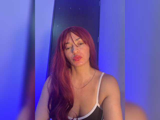 valerysweet11 live cam on BongaCams