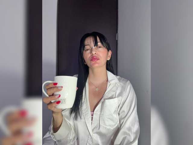 valerysweet11 live cam on BongaCams