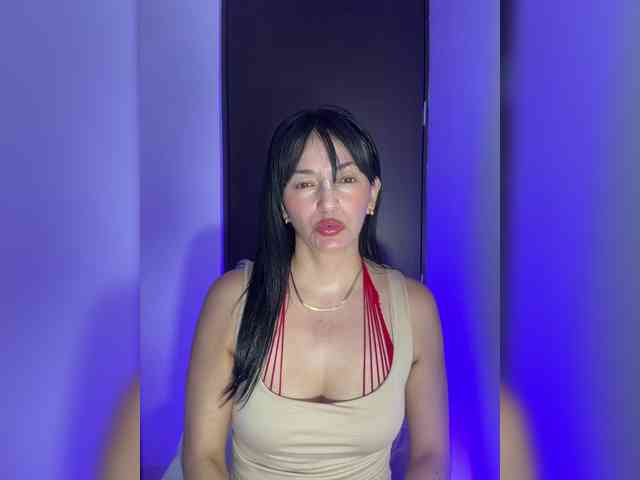 ValerySweet11 webcam