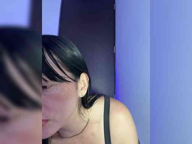 ValerySweet11 webcam