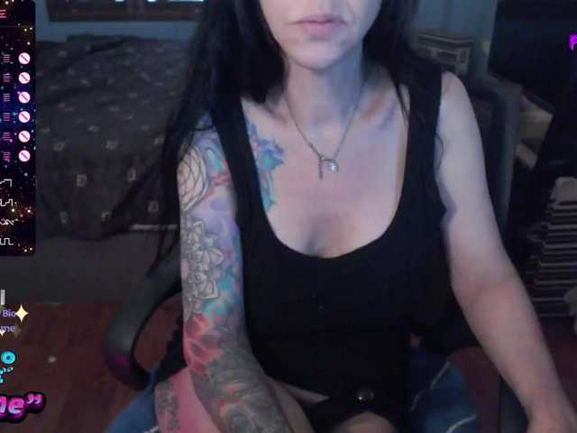 venusx1 live cam on BongaCams