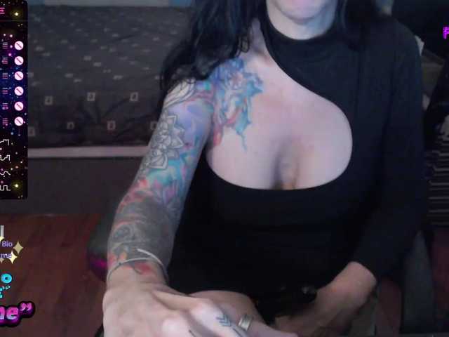 venusx1 live cam on BongaCams