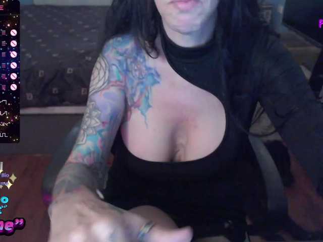venusx1 live cam on BongaCams