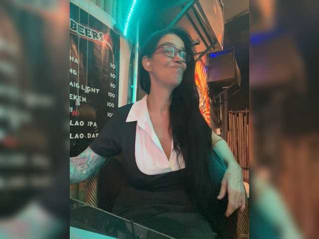 venusx1's BongaCams show and profile