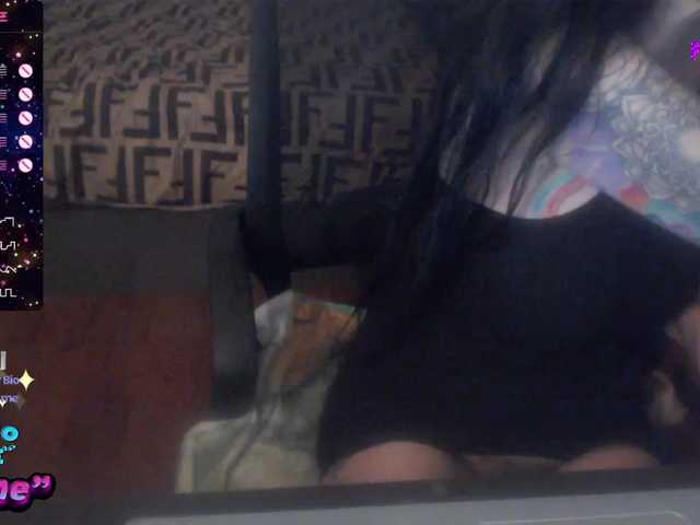 venusx1 live cam on BongaCams