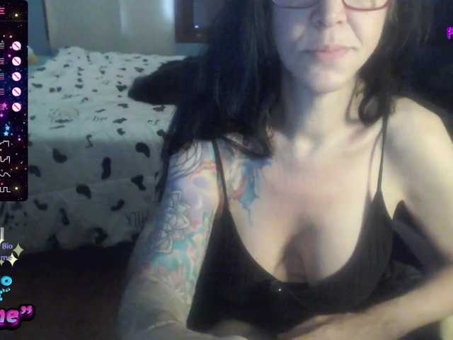 venusx1 cam belle