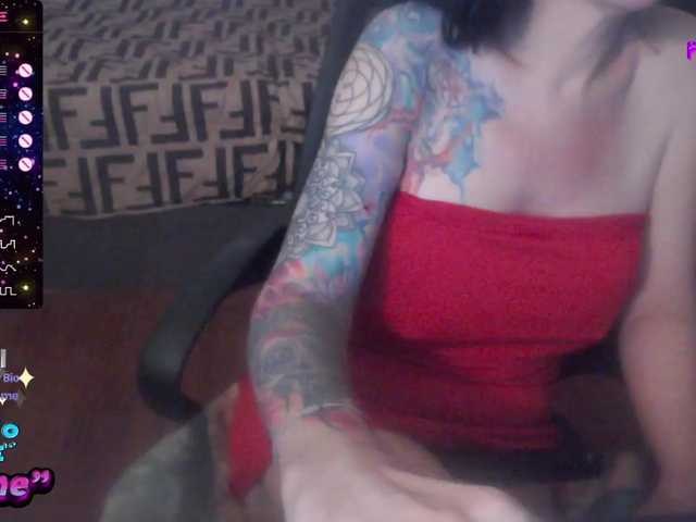 venusx1 live cam on BongaCams