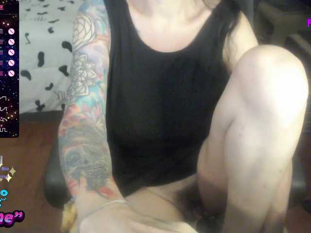 venusx1 live cam on BongaCams
