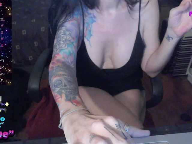 venusx1 live cam on BongaCams